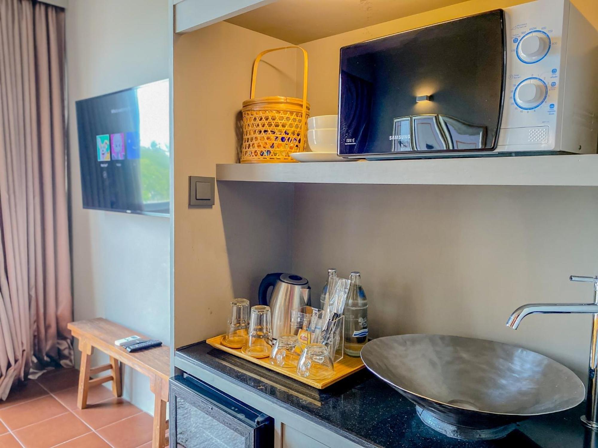 Sino House Phuket Hotel - Sha Plus Quarto foto