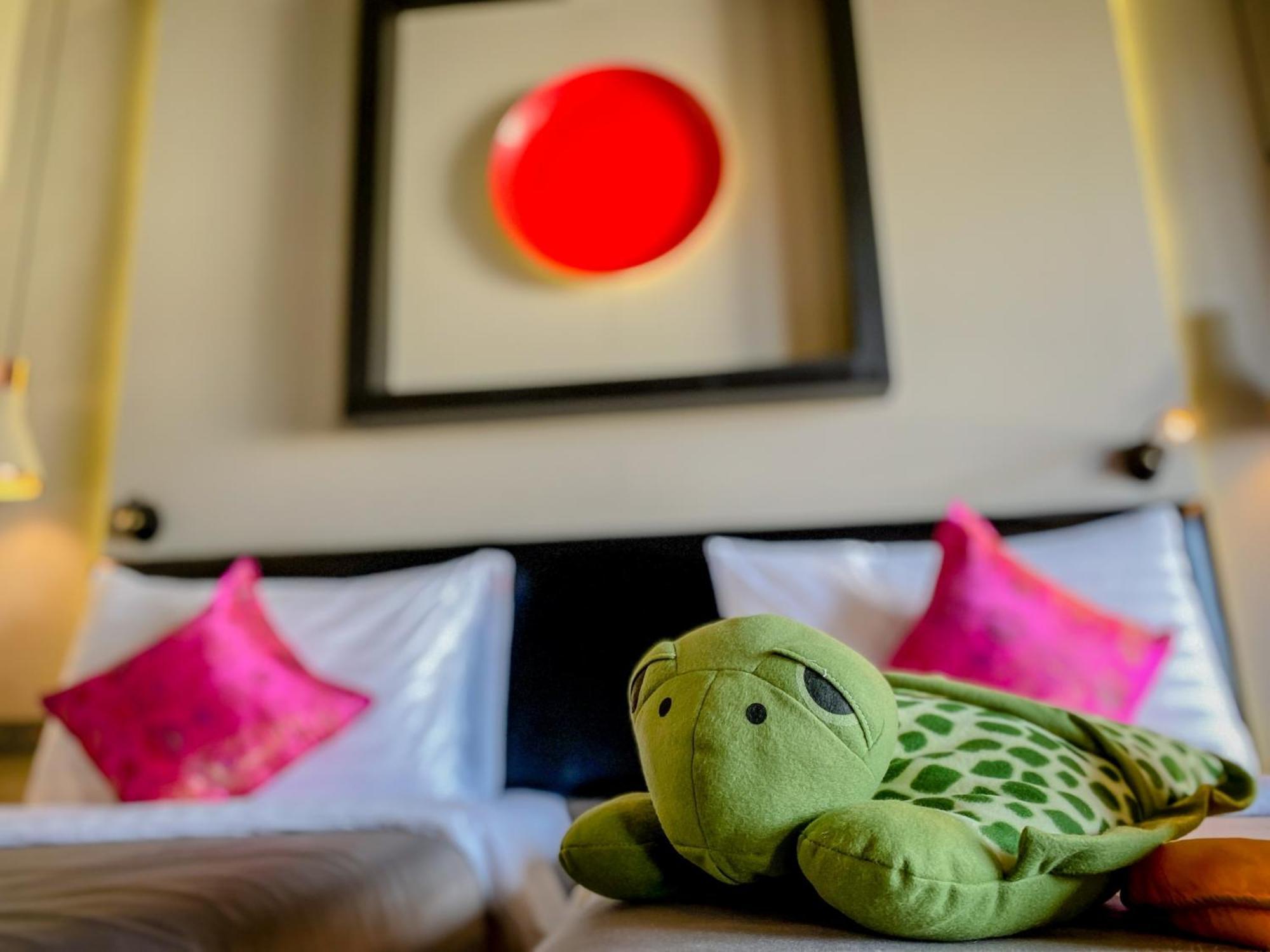 Sino House Phuket Hotel - Sha Plus Quarto foto