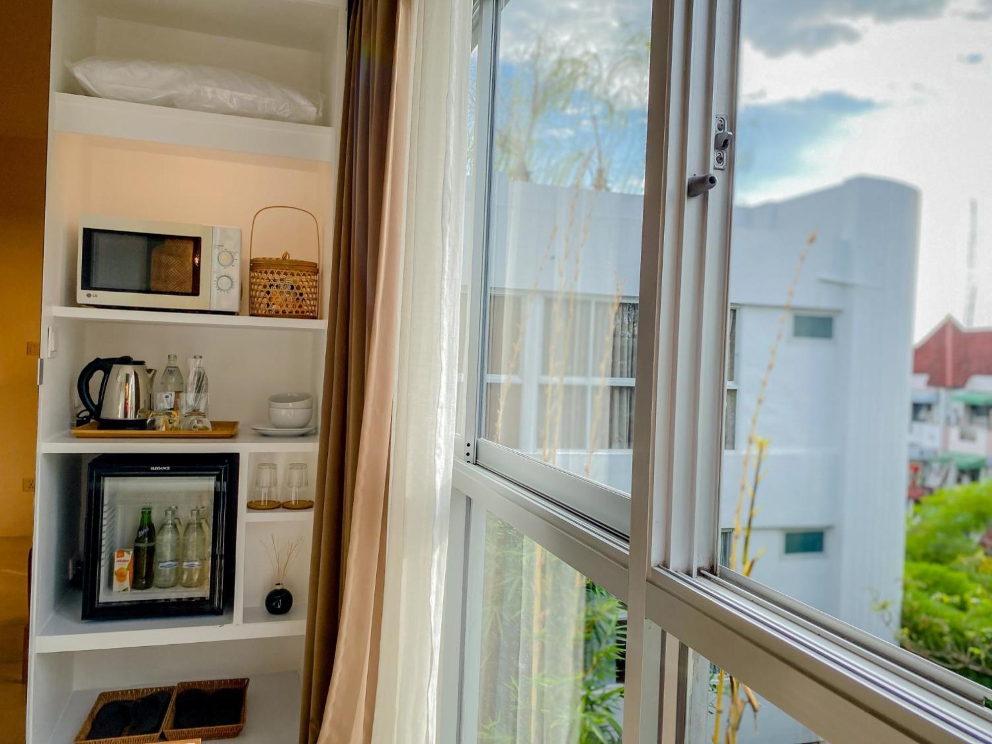 Sino House Phuket Hotel - Sha Plus Quarto foto